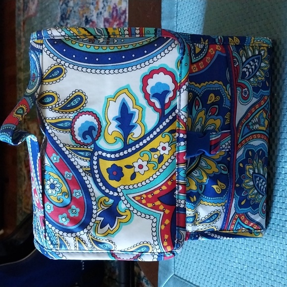 Vera Bradley Other Nwot Vera Bradley Marina Paisley Lunch Box White Blue Yellow Red Aqua